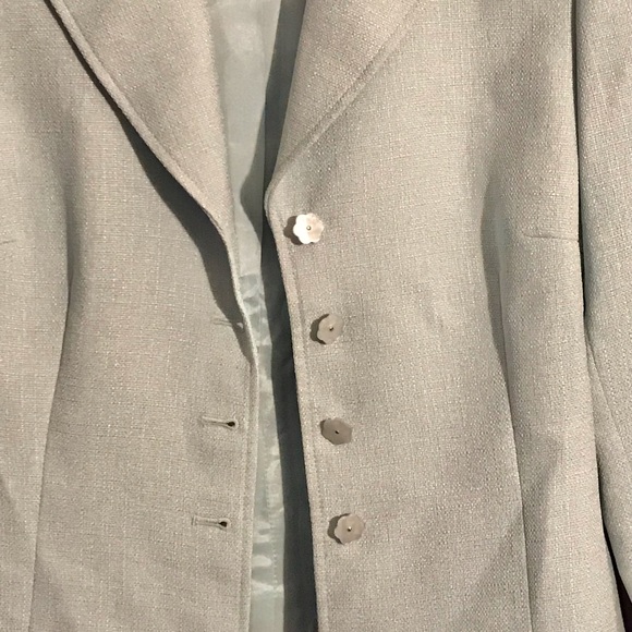 Tahari Collard Blazer - Picture 11 of 15